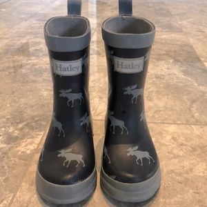 Great condition Hatley rain boots with Box!